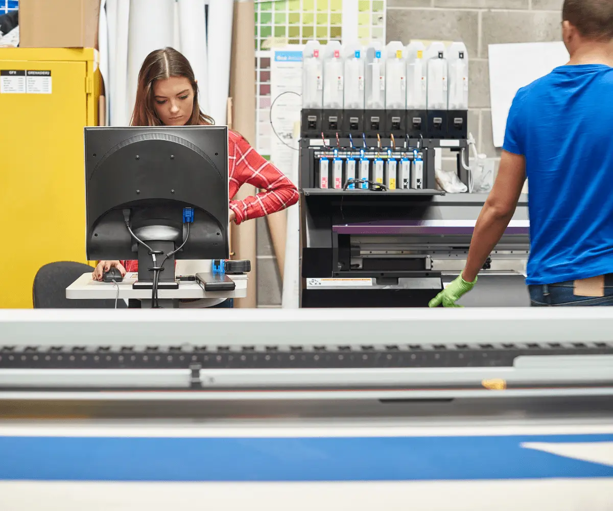 24hrMedia commercial print factory production capabilities and large-format machinery